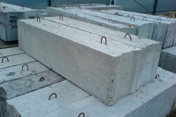FBS concrete blocks for cellar walls