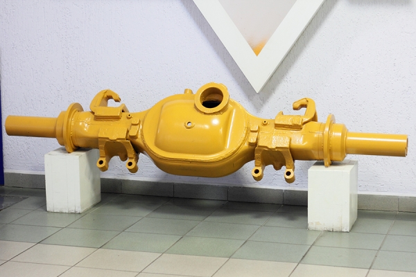 MAZ truck axle casing