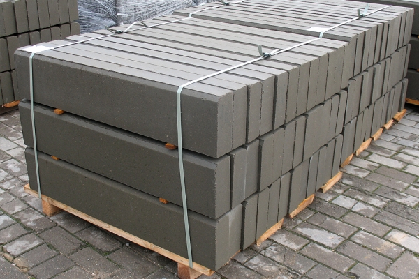 Side concrete stones