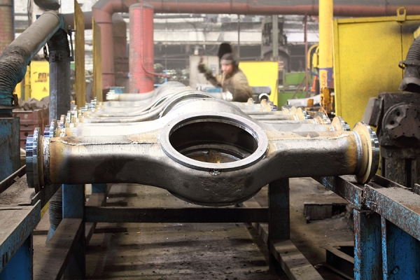 MZKT truck axle casing